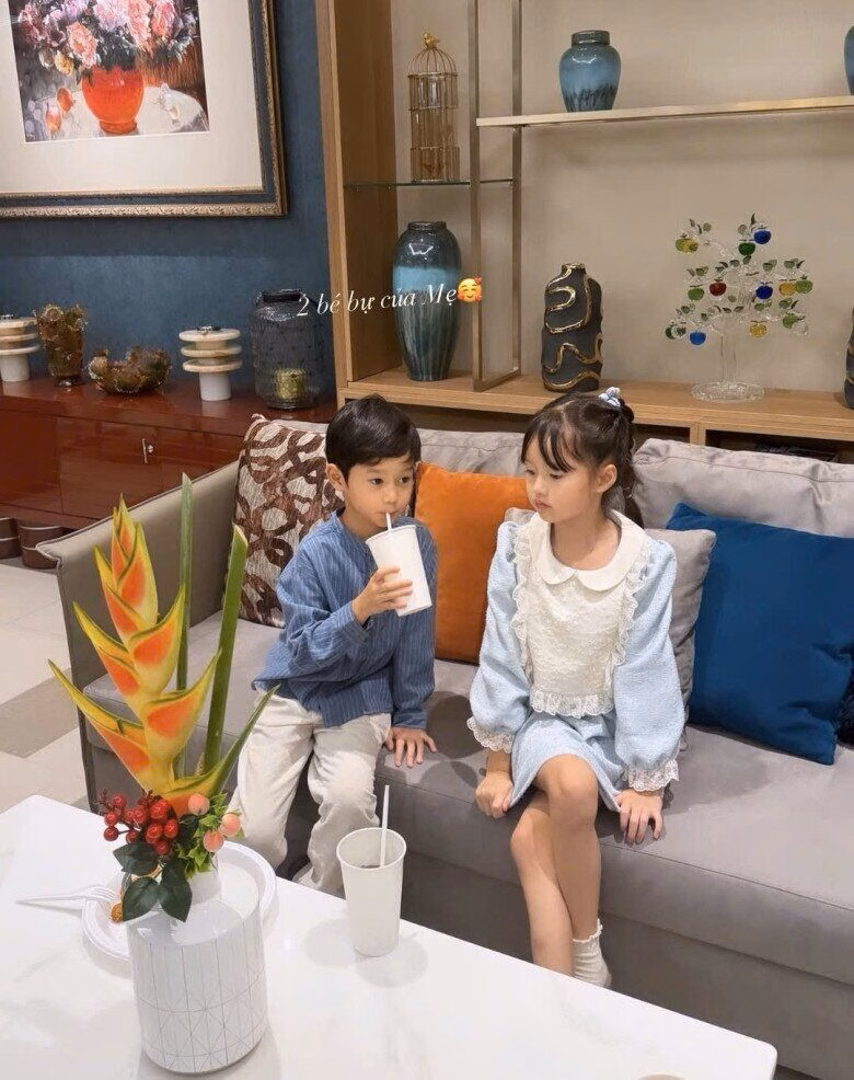 Hãy để con tự tìm lời giải trước khi đưa ra gợi ý.