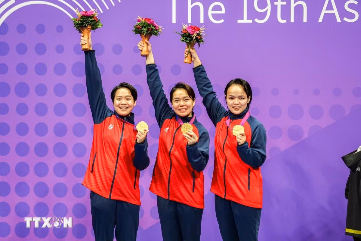 Khoảnh khắc vinh quang của các vận động viên Việt Nam tại ASIAD 2023, minh chứng cho tiềm năng phát triển thể thao trọng điểm khi có sự đầu tư đúng hướng.